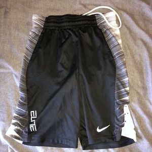 Nike ELITE Basketball shorts
